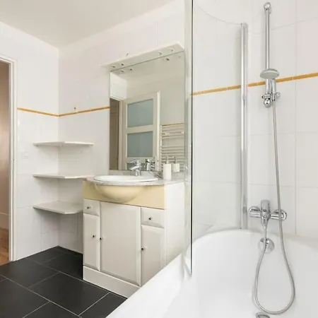 Apartamento Proche Champ De Mars - Iv París