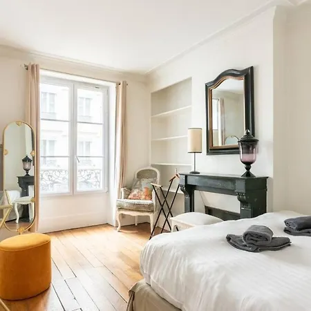 Apartamento Proche Champ De Mars - Iv