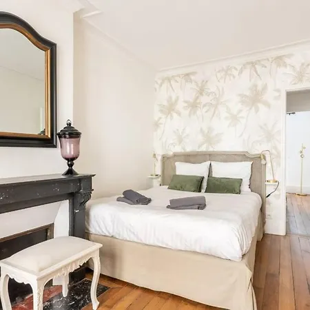 Apartamento Proche Champ De Mars - Iv *